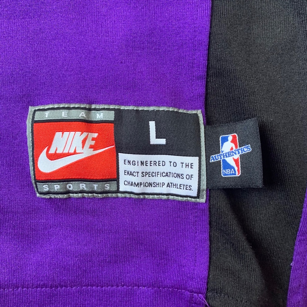 Vintage Toronto Raptors Warm Up Jersey - Picture 10 of 11